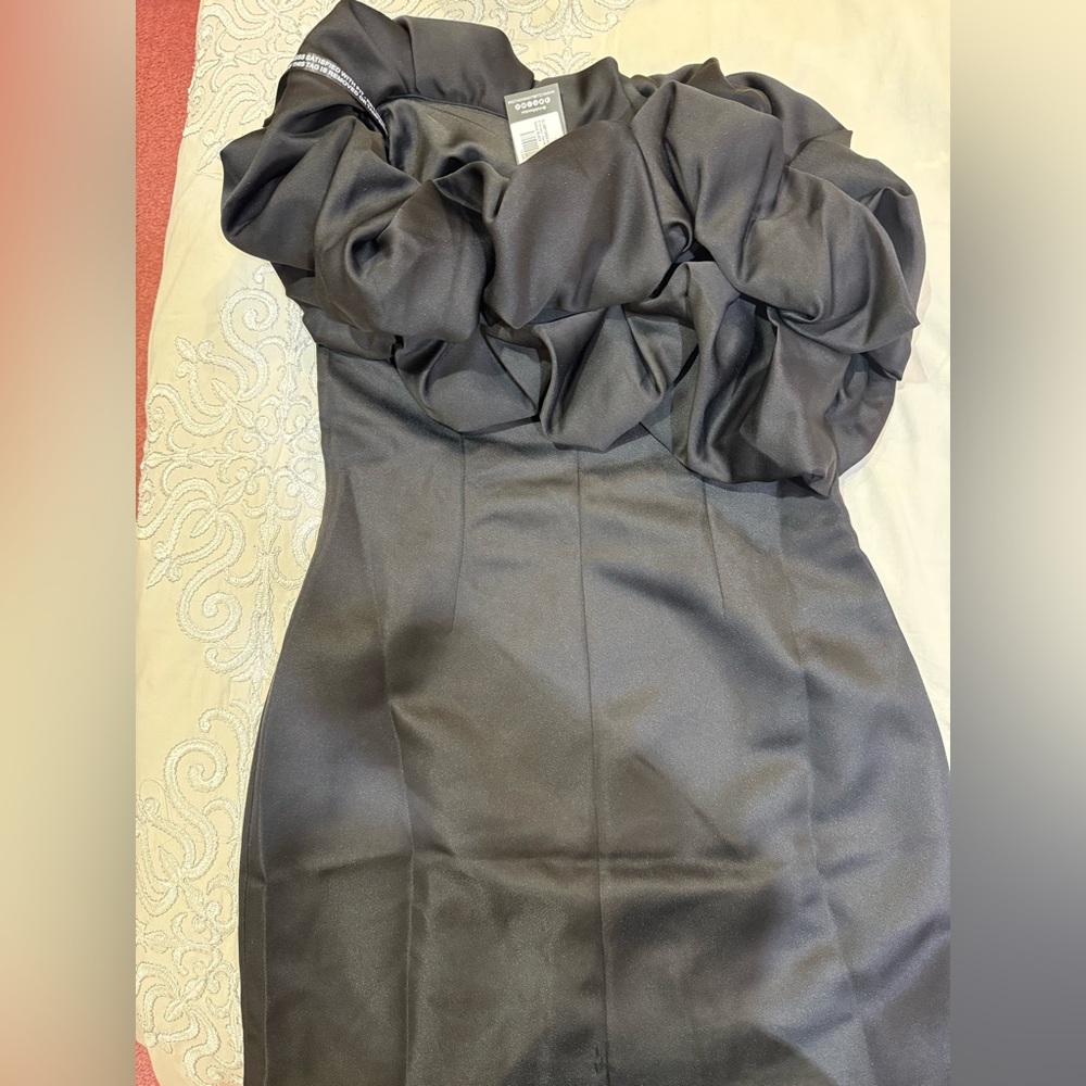 NWT Club L London Elegant Black One-Shoulder Dress - Picture 11 of 12